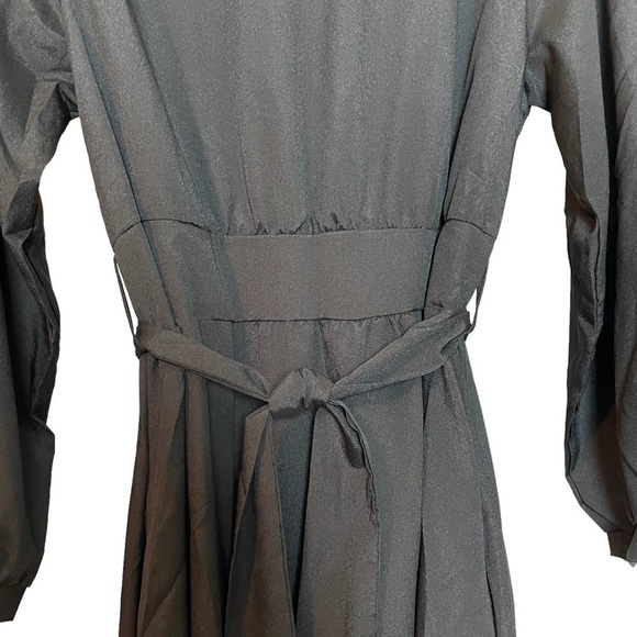 Long Black Maxi Dress with Long Sleeves and Banded Waist - Picture 3 of 15